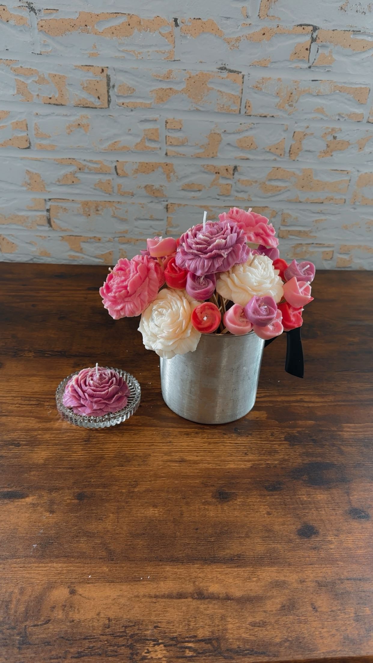 Petals of Love – Handbag Candle Bouquet